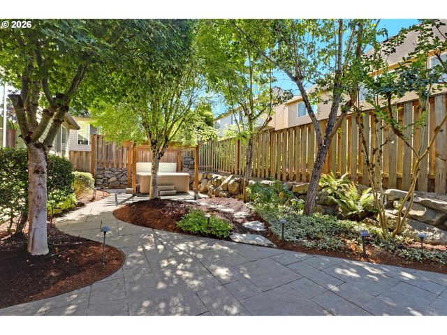 13790 Nw PAYNE Dr, Portland, OR 97229