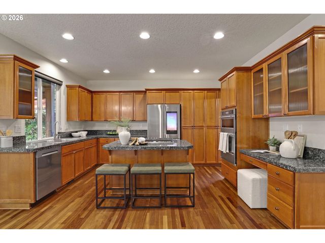 13790 Nw PAYNE Dr, Portland, OR 97229