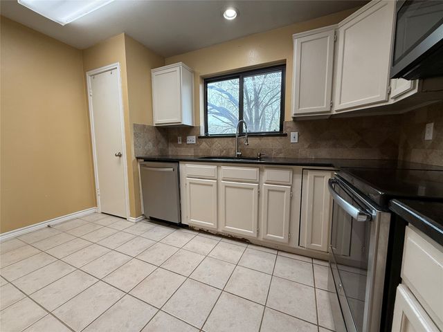 6801 Bolivar Court, Plano, TX 75023