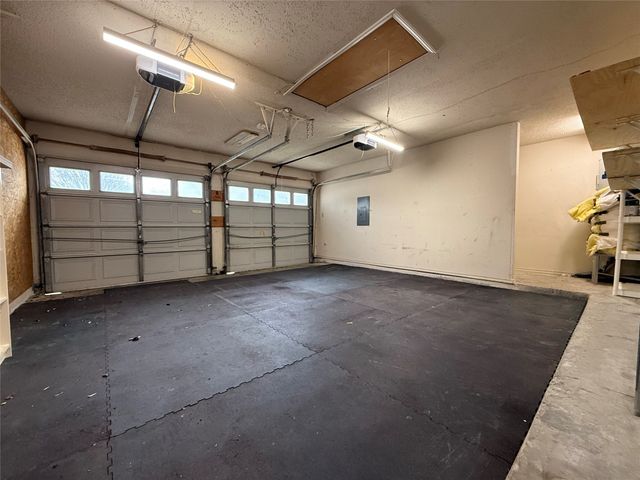 6801 Bolivar Court, Plano, TX 75023