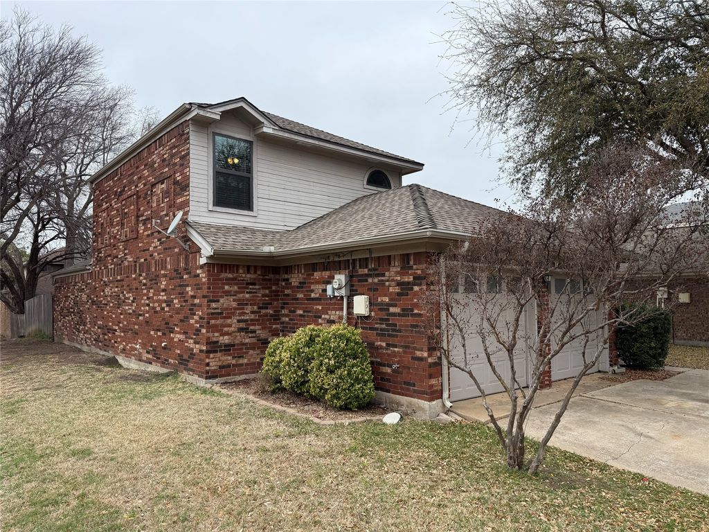 6801 Bolivar Court, Plano, TX 75023