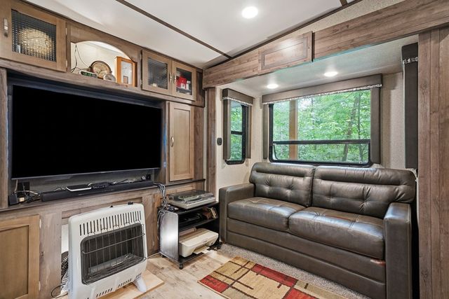 368 17th Street, Ellijay, GA 30540