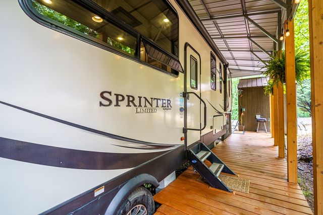 368 17th Street, Ellijay, GA 30540
