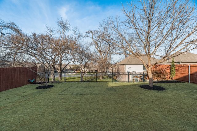 3732 Estates Way, Mckinney, TX 75072