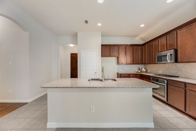 3732 Estates Way, Mckinney, TX 75072