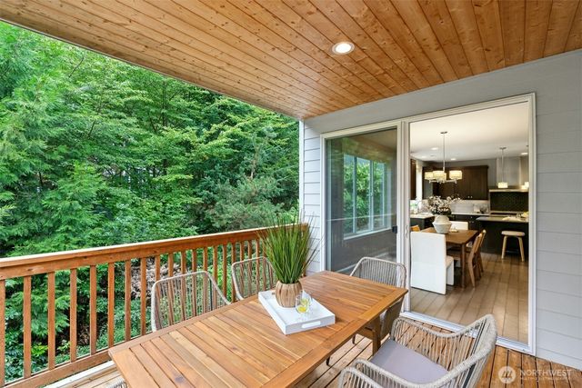 6814 NE 129th Street, Kirkland, WA 98034