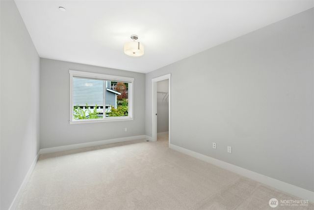 6814 NE 129th Street, Kirkland, WA 98034