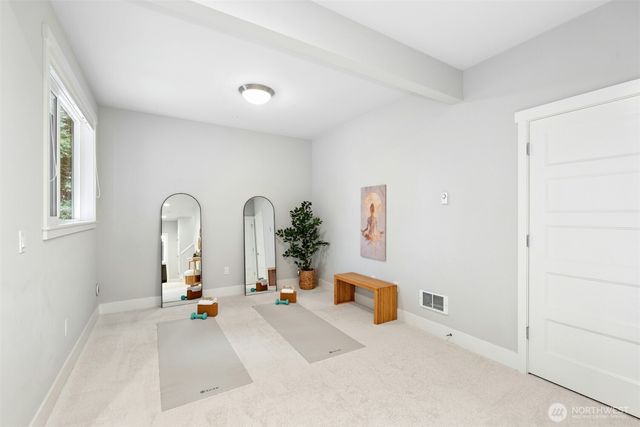 6814 NE 129th Street, Kirkland, WA 98034
