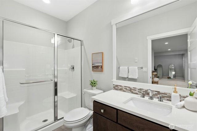 6814 NE 129th Street, Kirkland, WA 98034