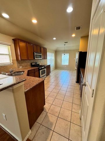 2808 Houston Wood, Fort Worth, TX 76244