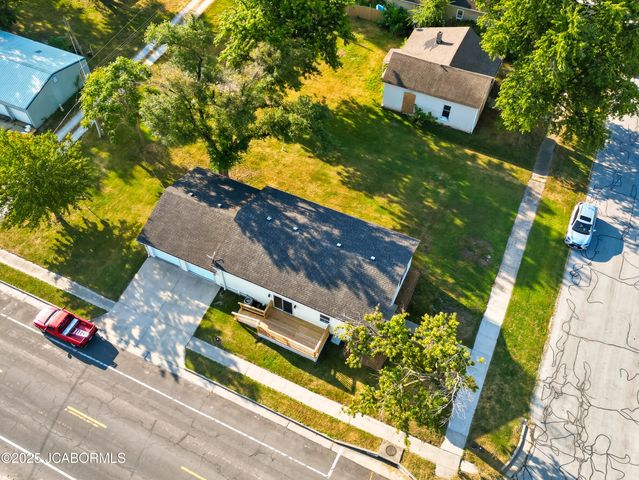 620 BURKHOLDER STREET, Moberly, MO 65270