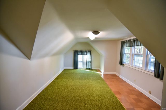 4821 Stringtown Road, Evansville, IN 47711