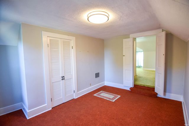 4821 Stringtown Road, Evansville, IN 47711