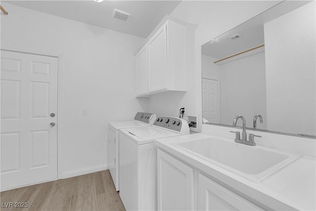 9500 Catalina Cove Circle, Las Vegas, NV 89147