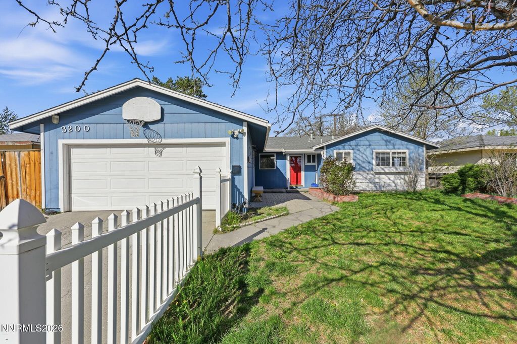 3200 Pine Lane, Carson City, NV 89706
