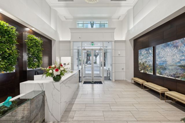 415 Church St Apt 2007, Nashville, TN 37203