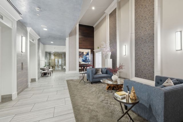 415 Church St Apt 2007, Nashville, TN 37203