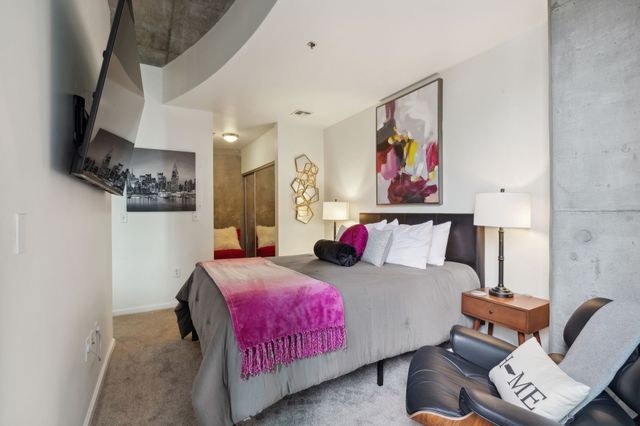 415 Church St Apt 2007, Nashville, TN 37203