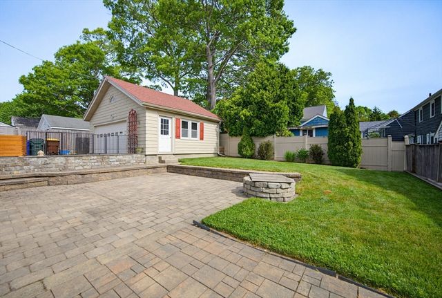 488 Montgomery Street, Fall River, MA 02720