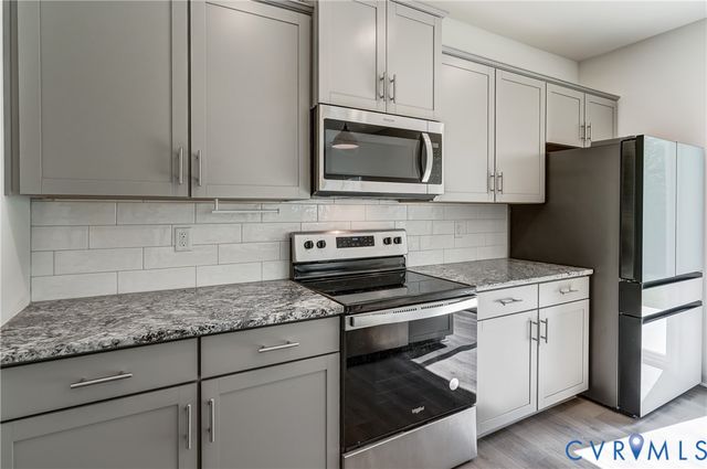 11313 Benton Pointe Way, Chester, VA 23831