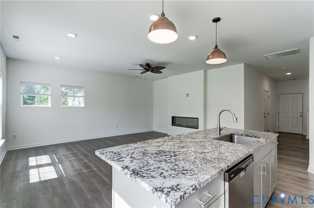 11313 Benton Pointe Way, Chester, VA 23831