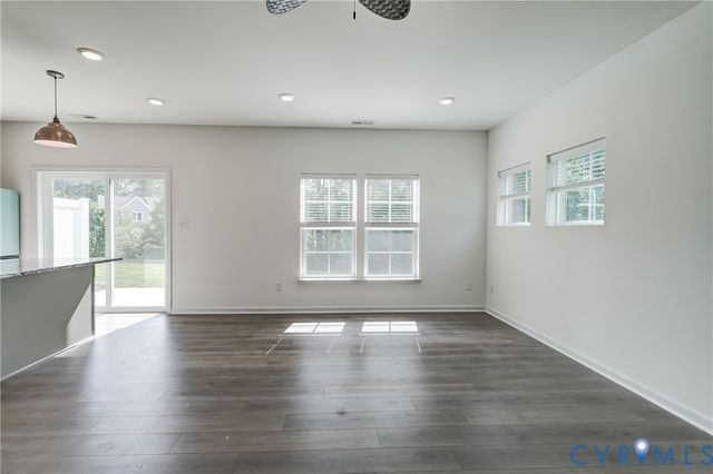 11313 Benton Pointe Way, Chester, VA 23831