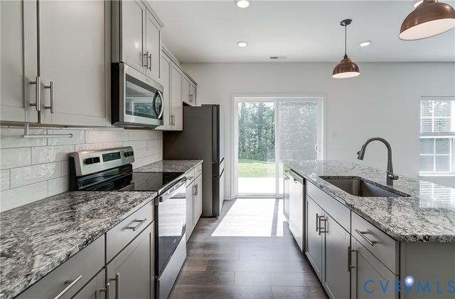 11313 Benton Pointe Way, Chester, VA 23831