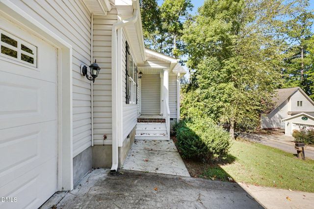 830 Eagles Nest Drive, Sanford, NC 27332