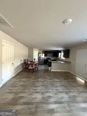 442 Toronto Circle, Hampton, GA 30228