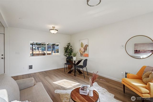 1213 S J Street, Tacoma, WA 98405