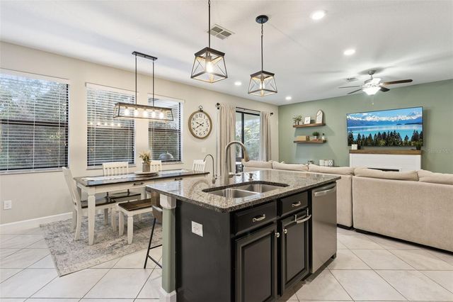 8816 SHADY PAVILLION COURT, Land O Lakes, FL 34637