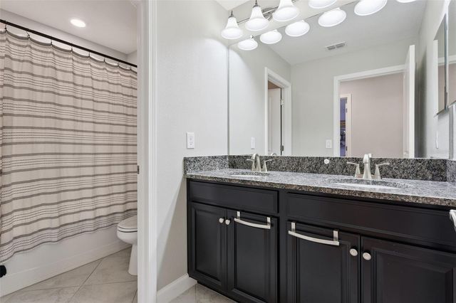 8816 SHADY PAVILLION COURT, Land O Lakes, FL 34637