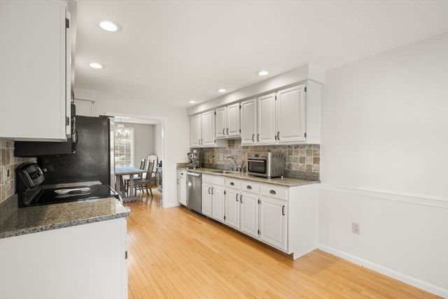 8 Bellingham Court 92, Middleton, MA 01949