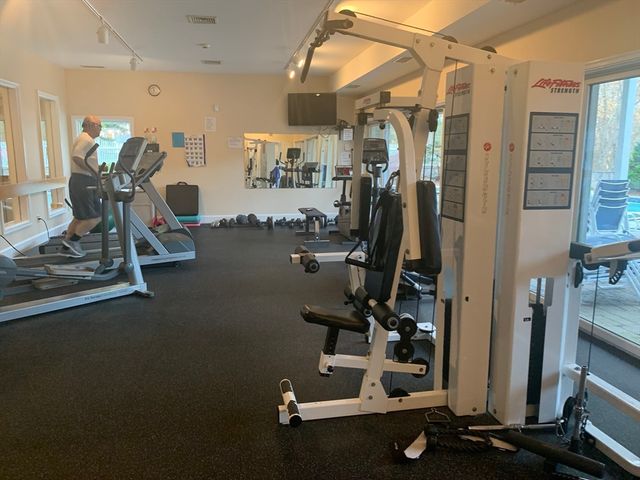 8 Bellingham Court 92, Middleton, MA 01949