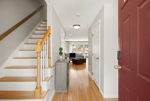 8 Bellingham Court 92, Middleton, MA 01949