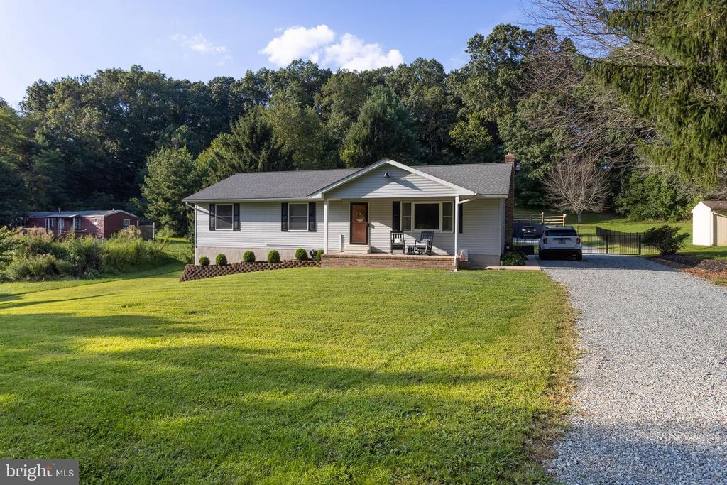 14 COEN RD, Street, MD 21154