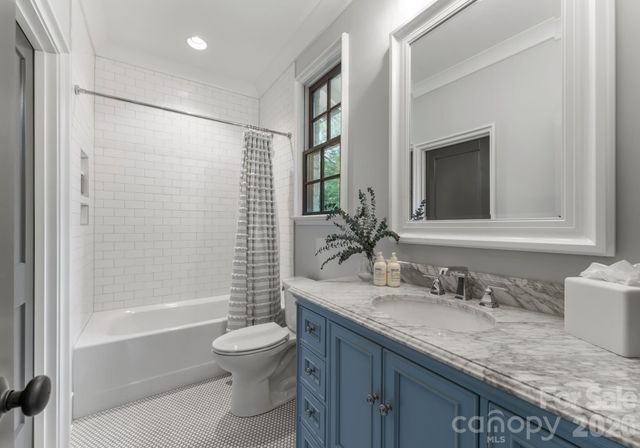 5625 Timber Lane, Charlotte, NC 28270