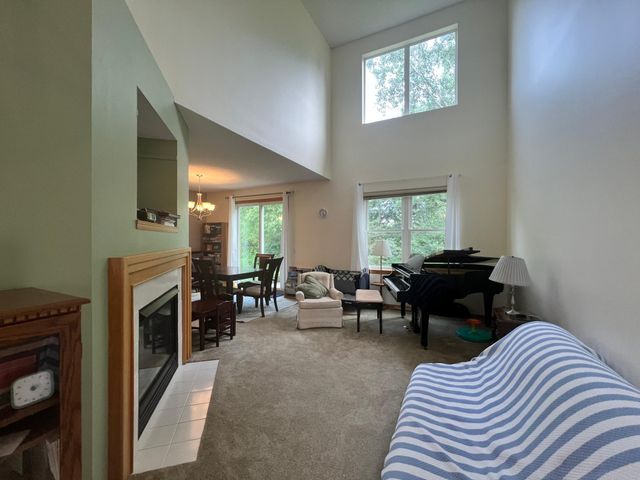 16791 39th Avenue N, Plymouth, MN 55446