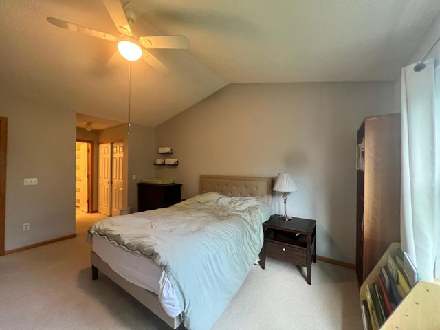 16791 39th Avenue N, Plymouth, MN 55446