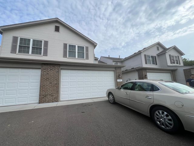 16791 39th Avenue N, Plymouth, MN 55446