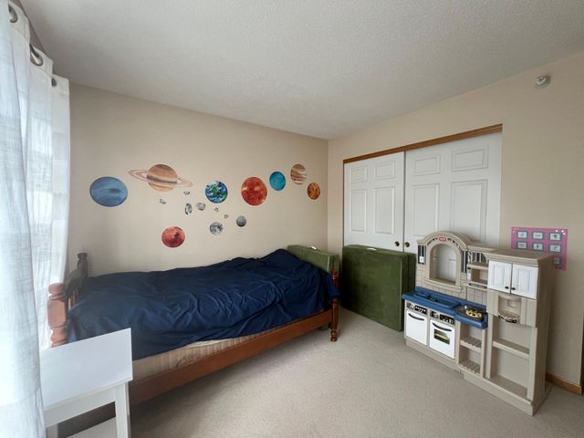 16791 39th Avenue N, Plymouth, MN 55446