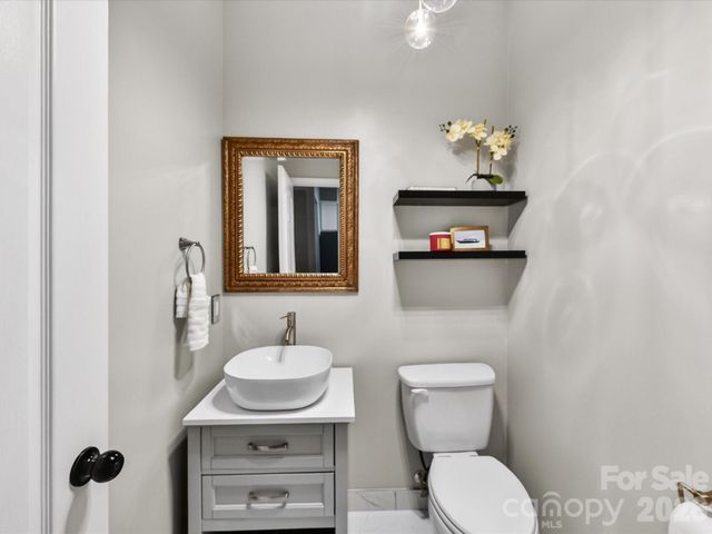 18735 Ramsey Cove Drive, Cornelius, NC 28031
