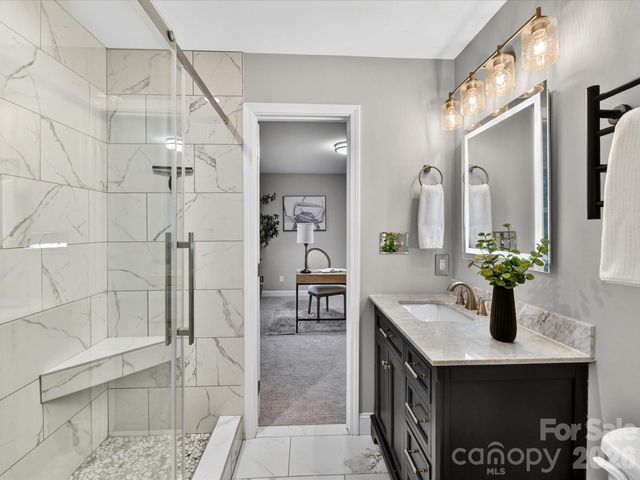 18735 Ramsey Cove Drive, Cornelius, NC 28031