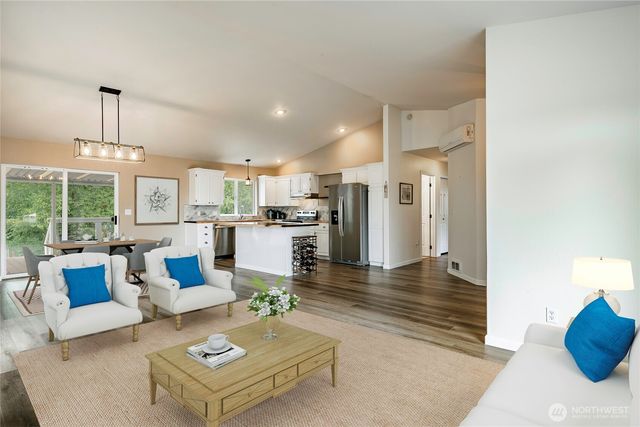 8209 Comox Road, Birch Bay, WA 98230