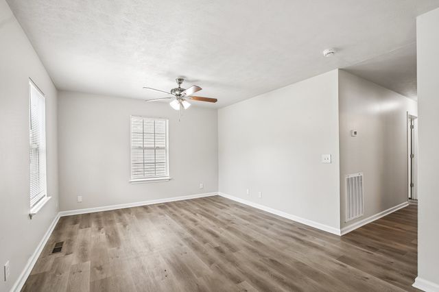 2607 Landrum Ct Lot 7, Springfield, TN 37172