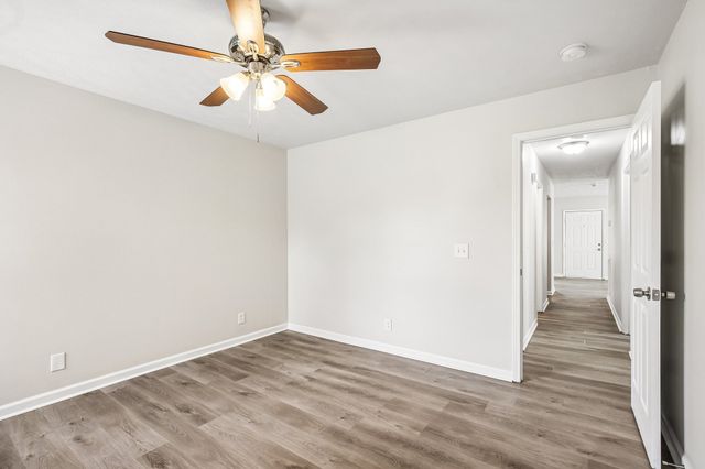 2607 Landrum Ct Lot 7, Springfield, TN 37172