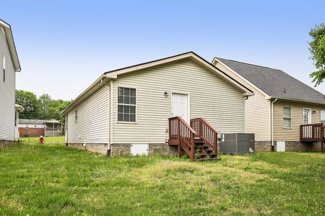 2607 Landrum Ct Lot 7, Springfield, TN 37172