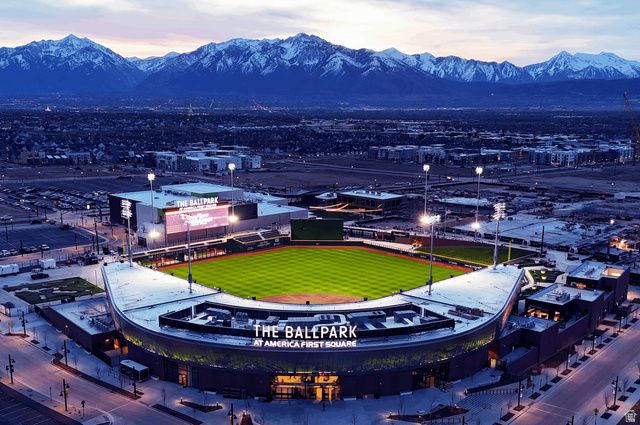 10564 S PIPESTONE WAY, South Jordan, UT 84009