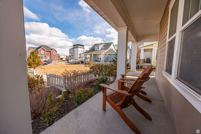 10564 S PIPESTONE WAY, South Jordan, UT 84009