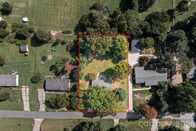 121 Regatta Lane, Mooresville, NC 28115